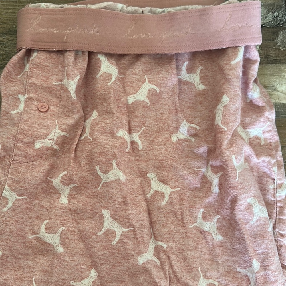 PINK flannel boxy pajama shorts. XL.